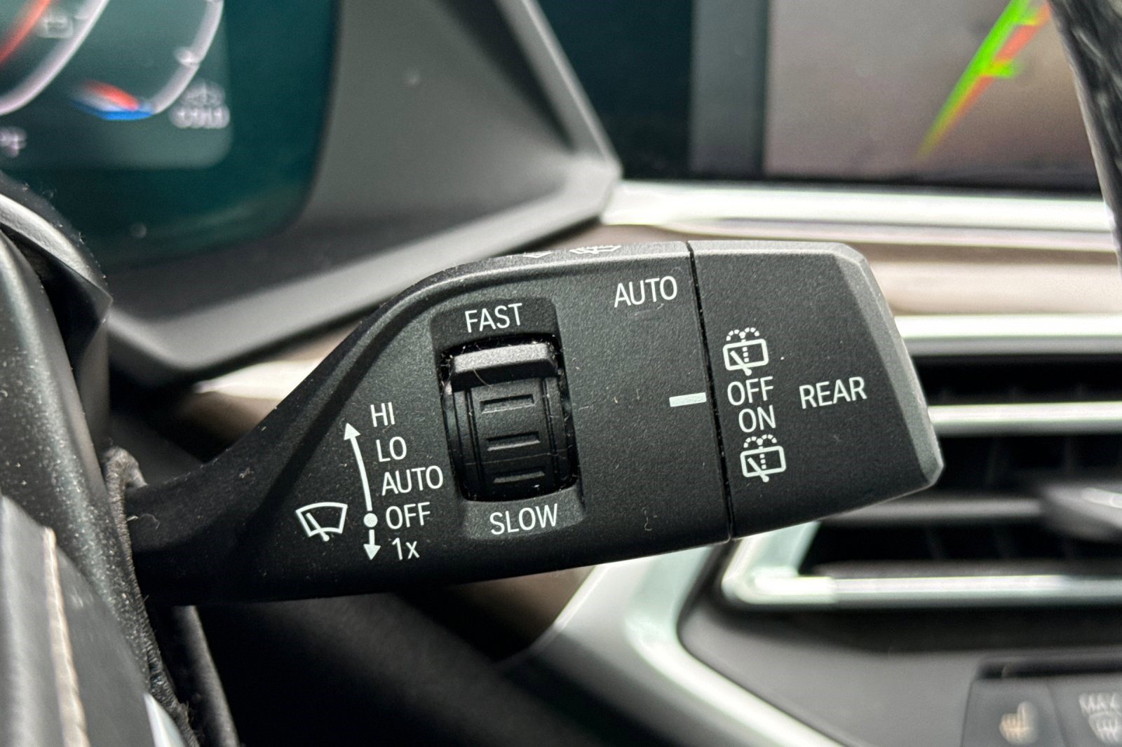 Used 2022 BMW X5 xDrive40i w/ Climate Comfort Package image 31