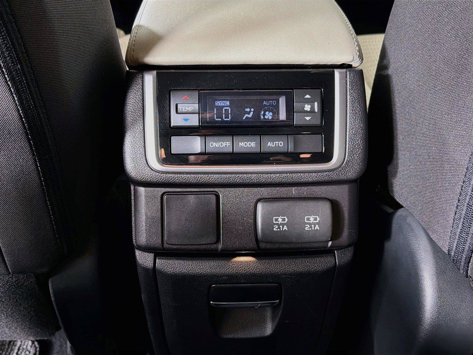 Used 2021 Subaru Ascent Premium w/ Convenience Package AWD/4WD image 28
