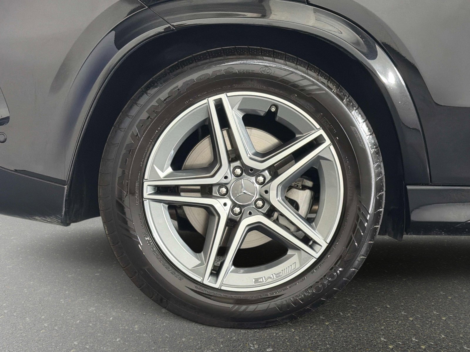 Used 2025 Mercedes-Benz GLE 53 AMG 4MATIC image 19