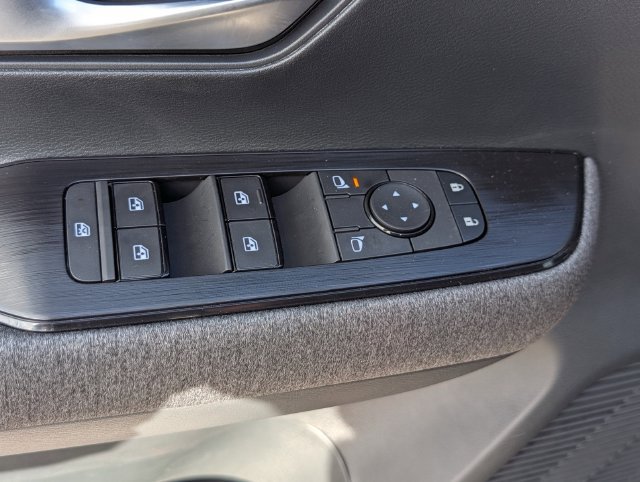 New 2026 Nissan Kicks SV w/ Cold Weather Package AWD/4WD image 15