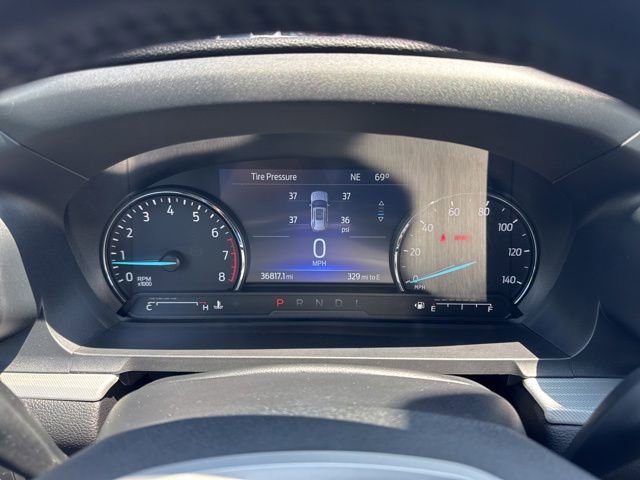 Used 2022 Ford Explorer XLT w/ Equipment Group 202A AWD/4WD image 25