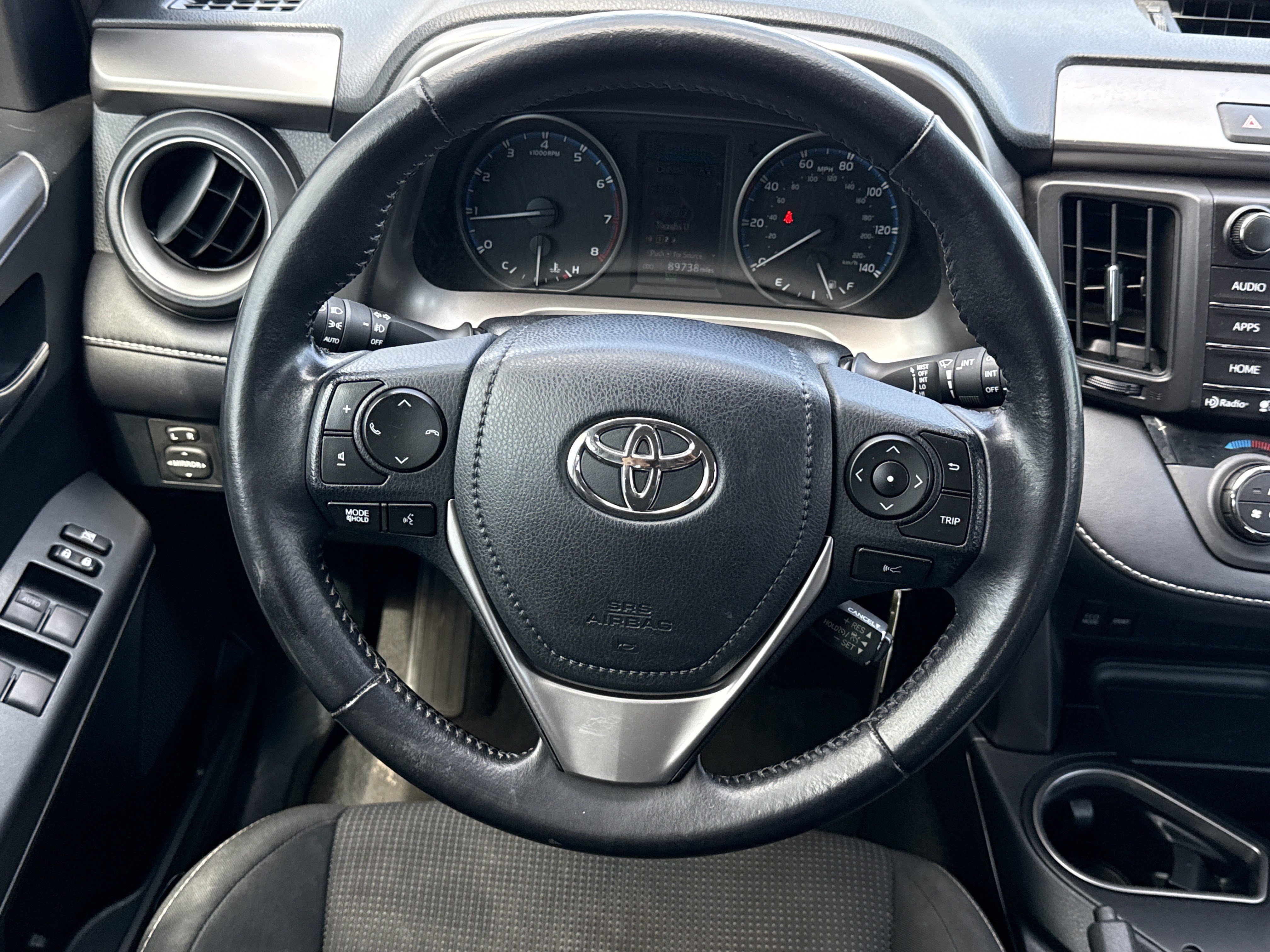 Used 2017 Toyota RAV4 XLE FWD image 18