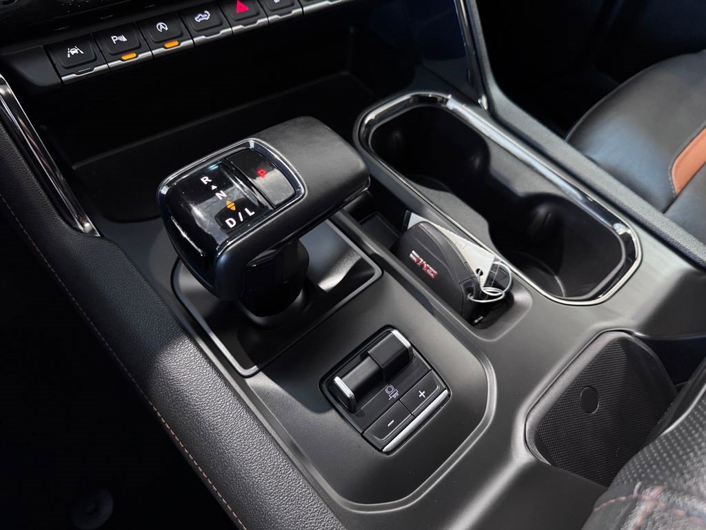 Certified 2023 GMC Sierra 1500 AT4 w/ AT4 Premium Package image 19