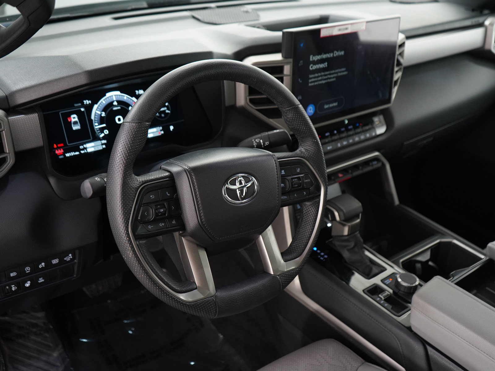 Used 2025 Toyota Tundra Limited AWD/4WD image 22