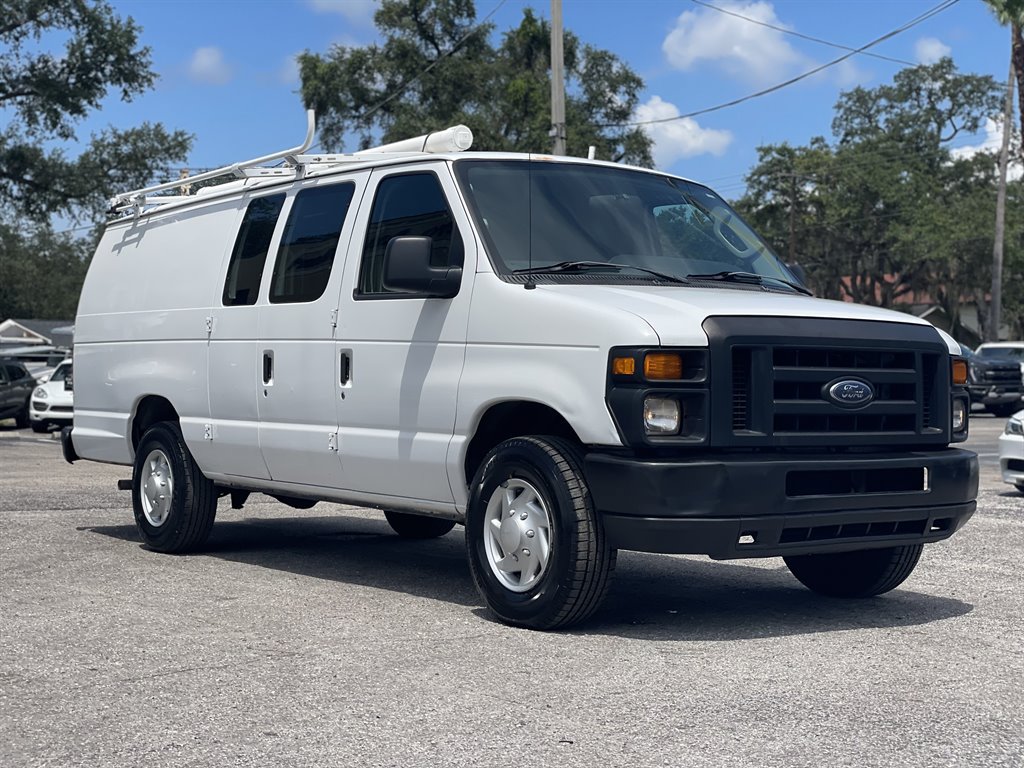 Used 2009 Ford E-250 and Econoline 250 Extended RWD image 11