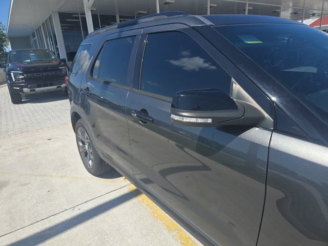 Used 2018 Ford Explorer Sport w/ Equipment Group 401A AWD/4WD image 7