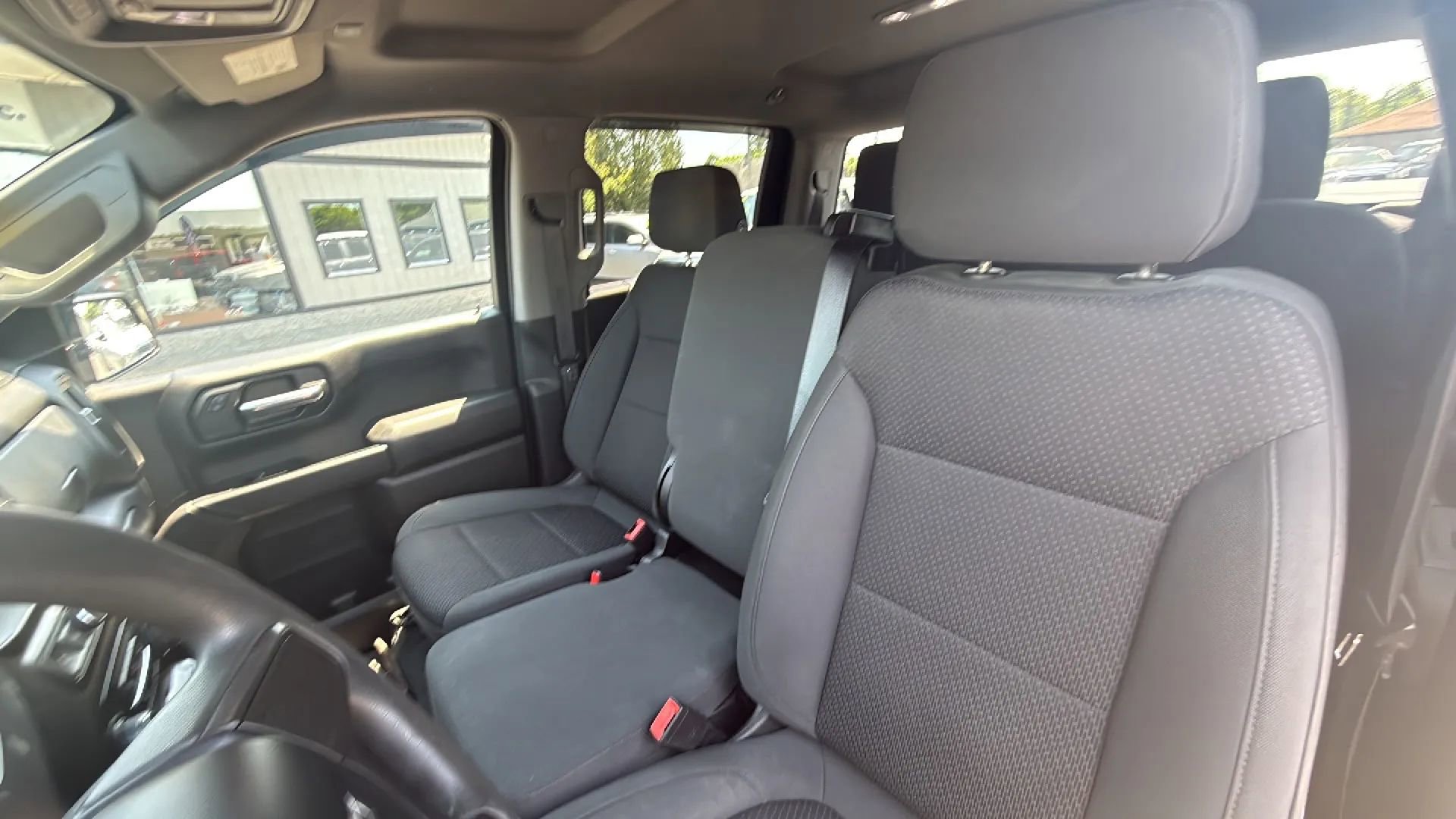 Used 2021 Chevrolet Silverado 1500 Custom Trail Boss AWD/4WD image 16