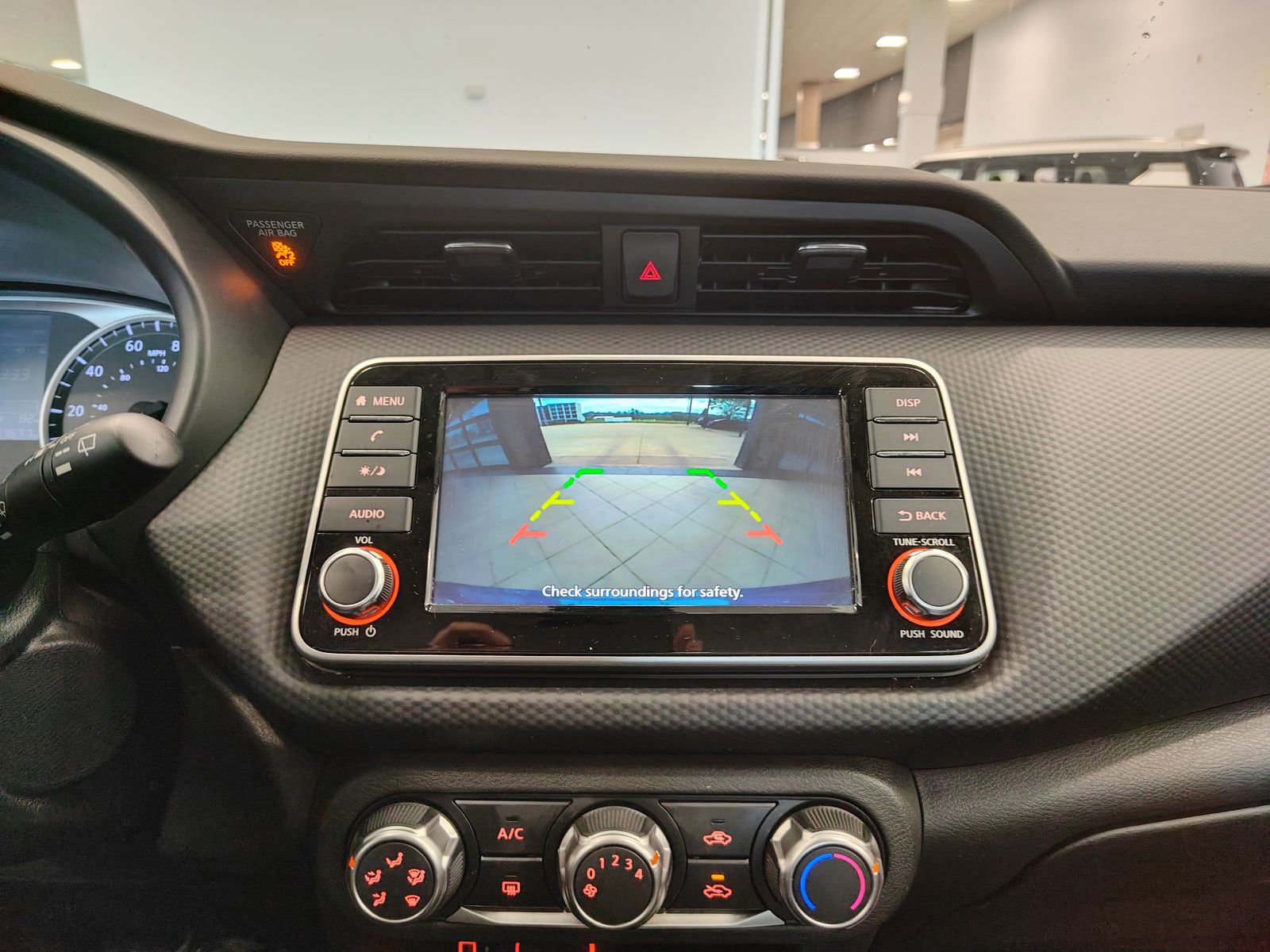 Used 2025 Nissan Kicks Play S image 18