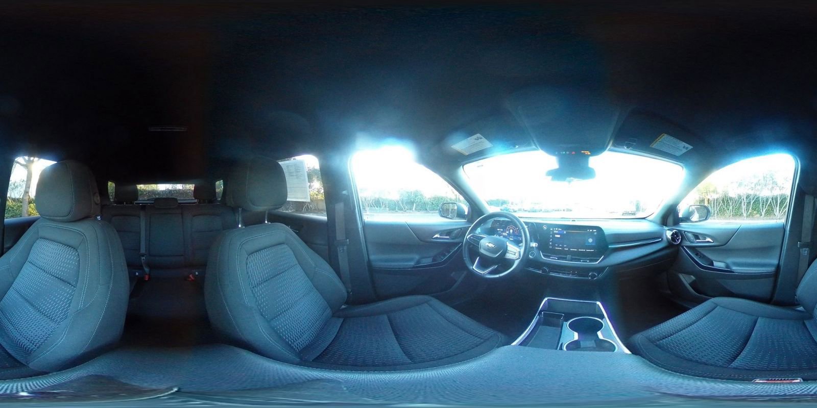Used 2025 Chevrolet Equinox LT image 41