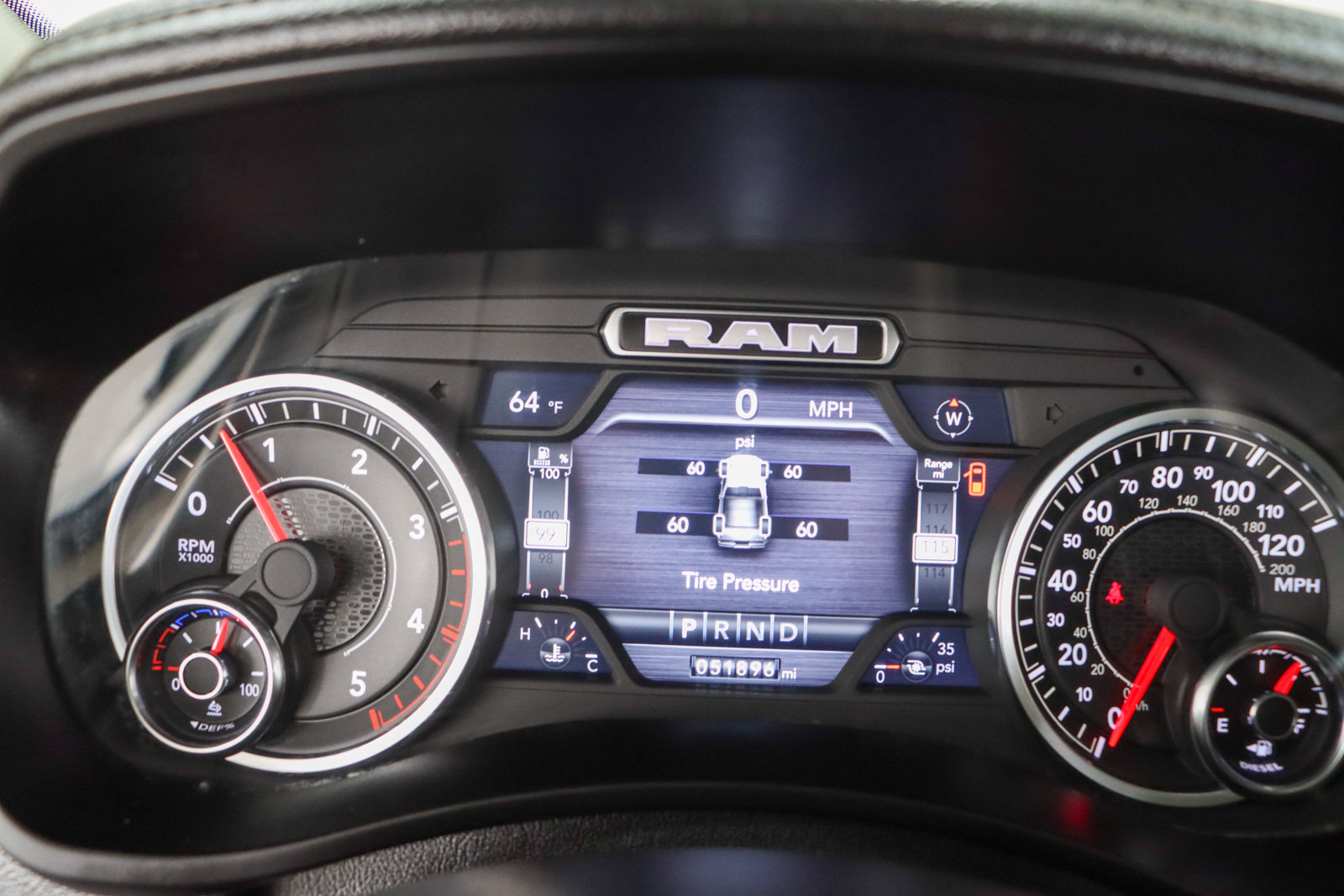 Used 2024 RAM 2500 Laramie AWD/4WD image 15
