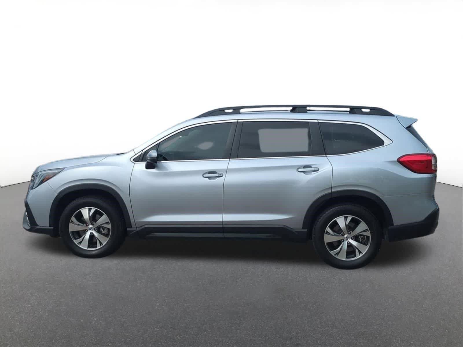 Certified 2023 Subaru Ascent Premium w/ Convenience Package AWD/4WD image 3