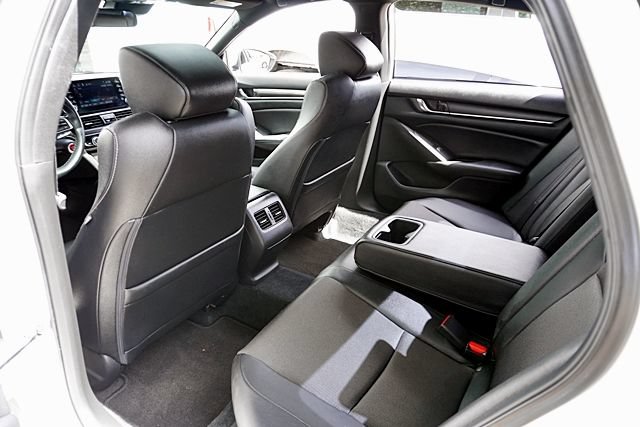 Used 2020 Honda Accord Sport image 17