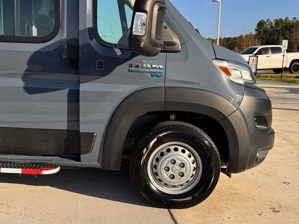 Used 2024 RAM ProMaster 3500 image 12