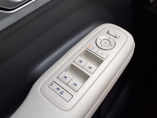 Used 2024 Hyundai Santa Fe Limited image 17