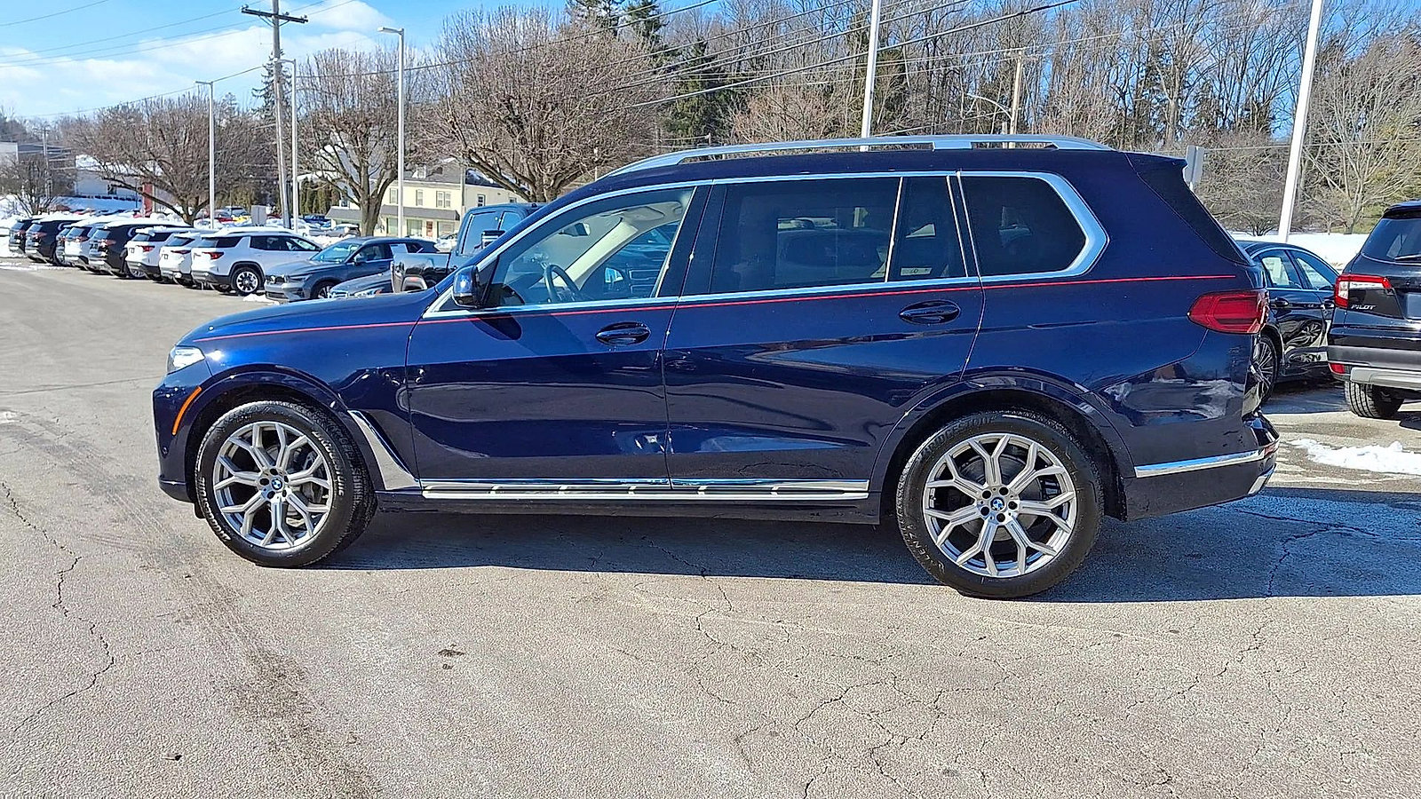 Used 2022 BMW X7 xDrive40i w/ Executive Package image 6