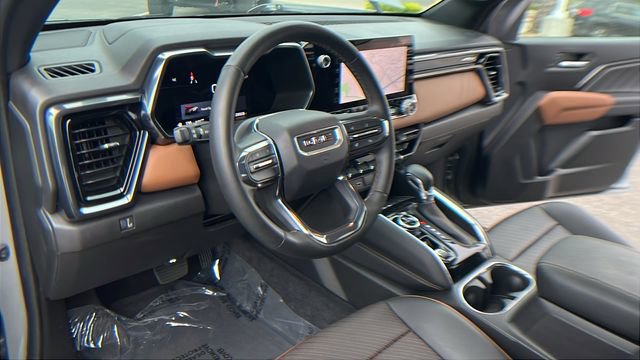 Used 2023 GMC Canyon AT4 w/ AT4 Premium Package image 16