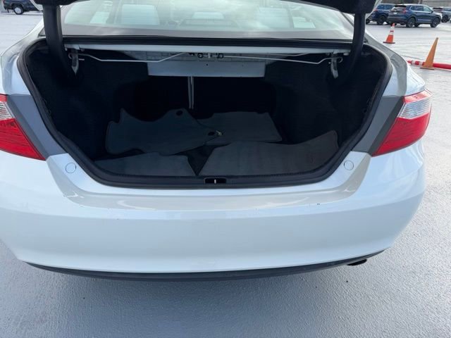 Used 2015 Toyota Camry XLE w/ Convenience Package image 8