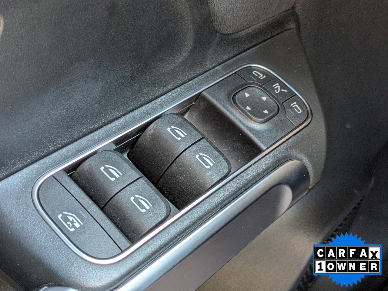 Used 2021 Mercedes-Benz GLB 250 4MATIC image 26