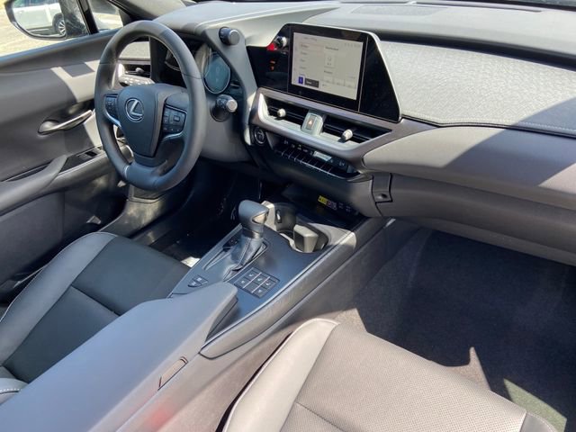 Certified 2023 Lexus UX 250h AWD w/ Accessory Package (Z2) image 27