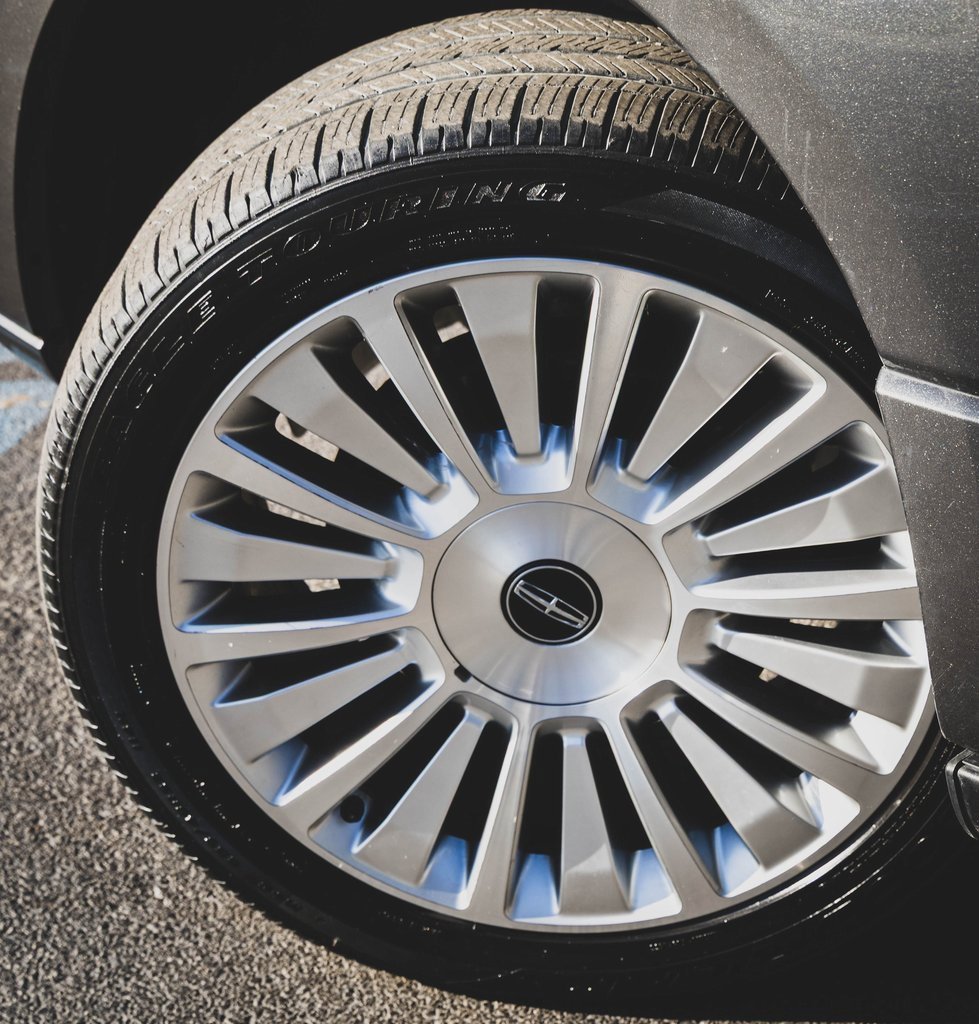 Used 2016 Lincoln Navigator Select image 26