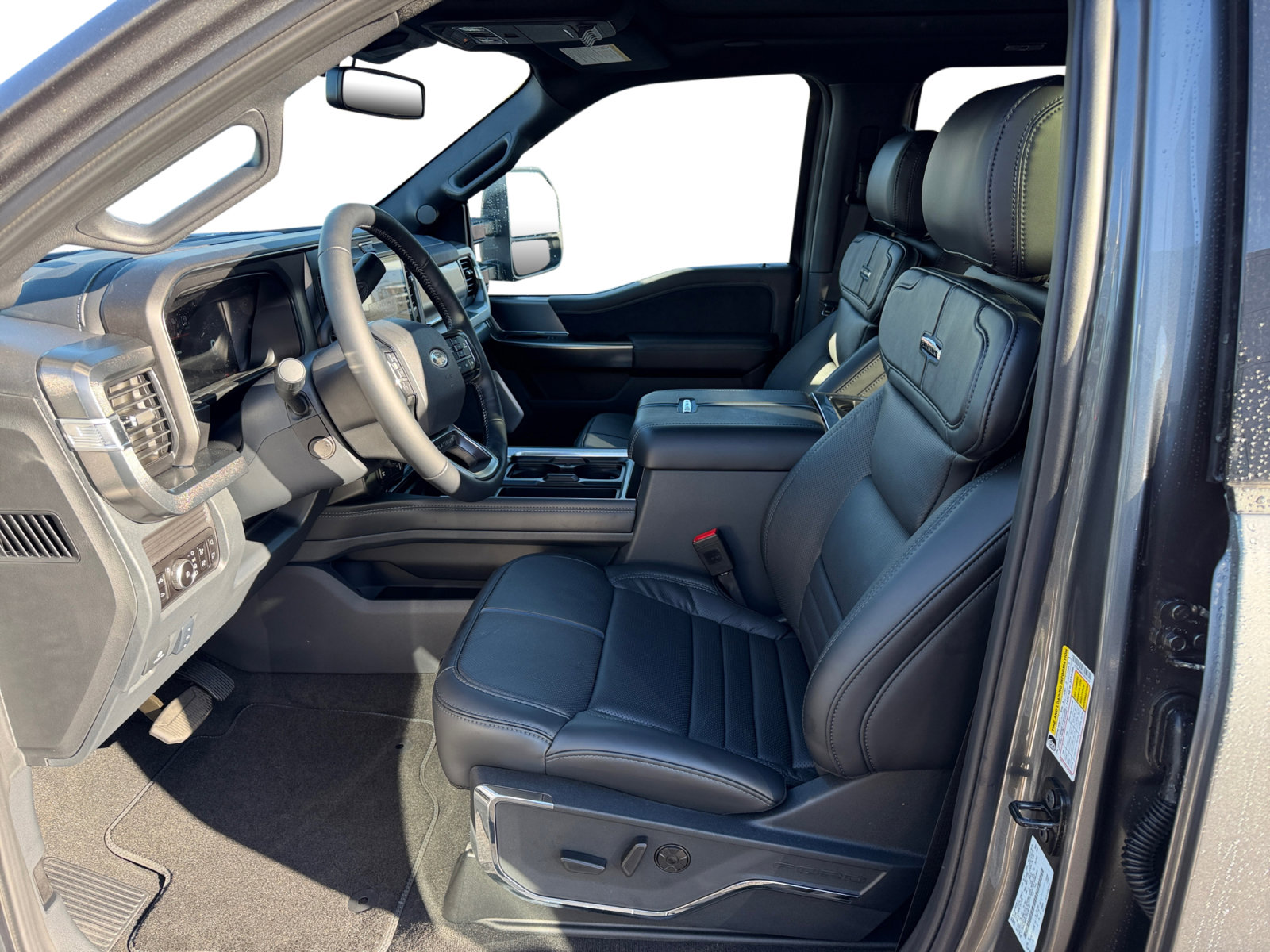 New 2026 Ford F250 Platinum image 9