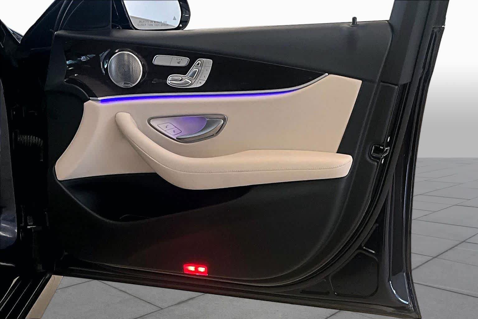 Used 2019 Mercedes-Benz E 300 image 20
