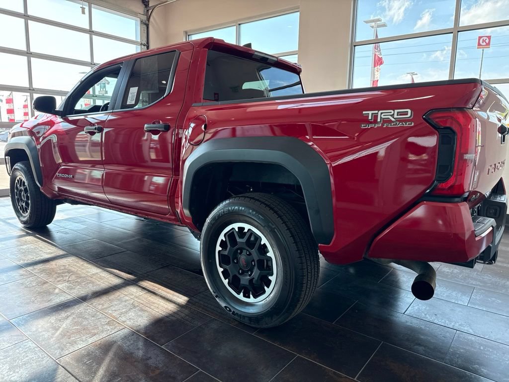 Used 2024 Toyota Tacoma TRD Off-Road AWD/4WD image 7