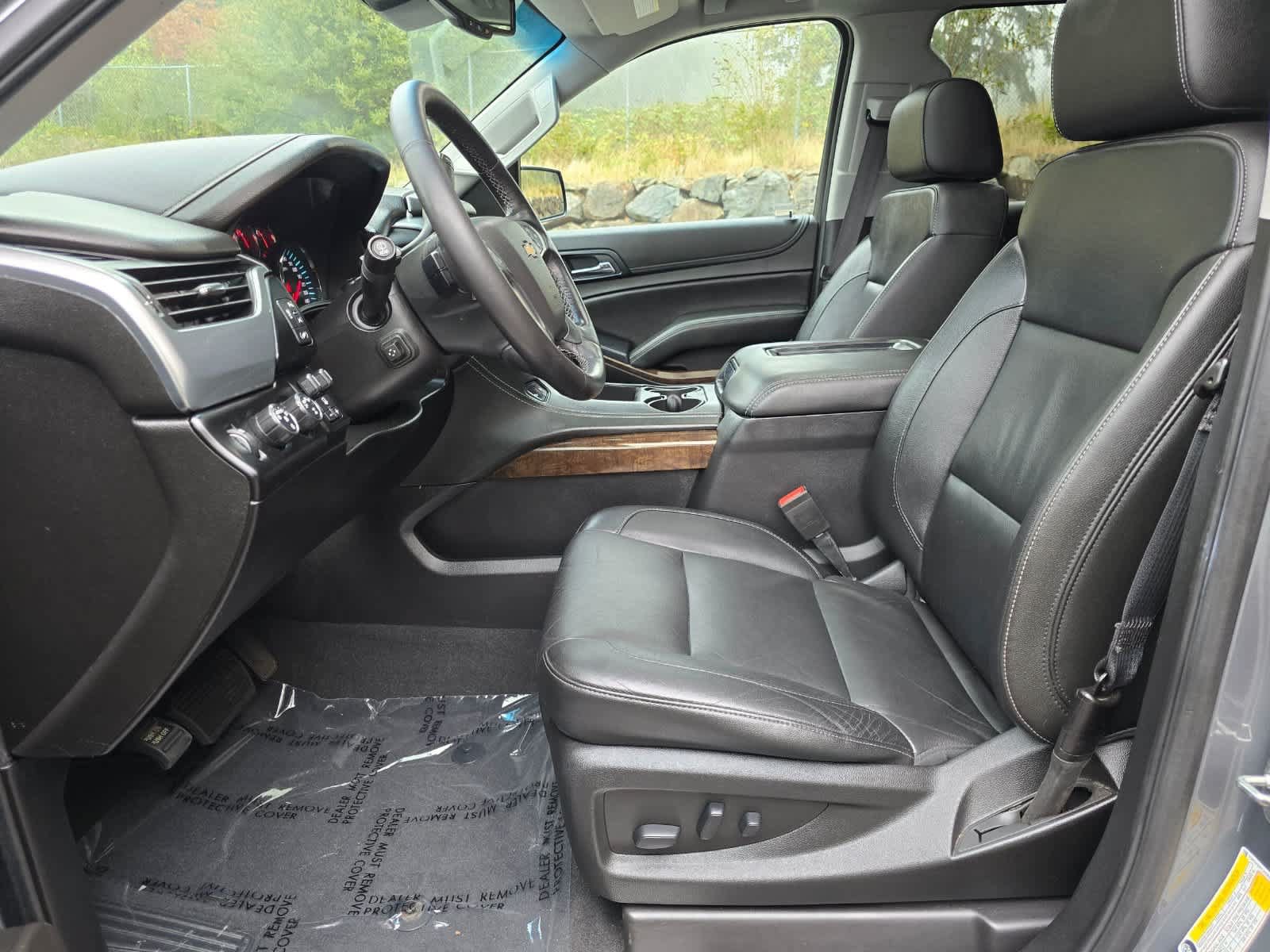 Used 2019 Chevrolet Tahoe LT w/ LT Signature Package AWD/4WD image 22