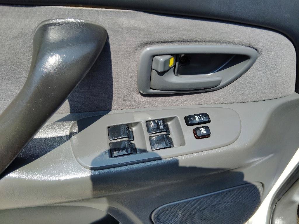 Used 2005 Toyota Tundra SR5 RWD image 15