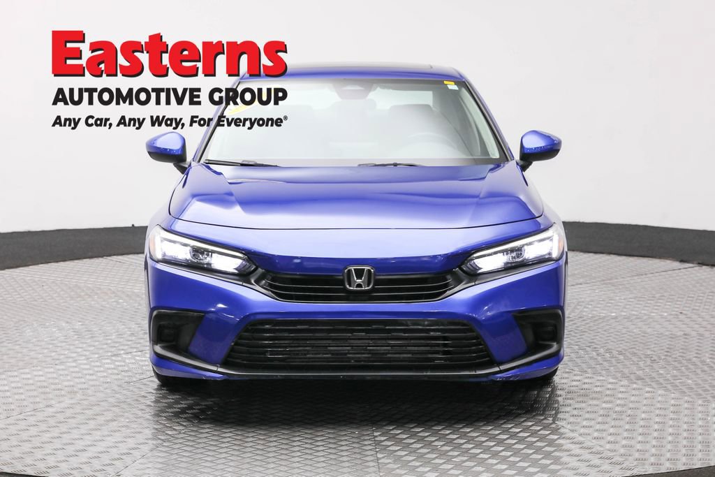 Used 2022 Honda Civic EX image 2