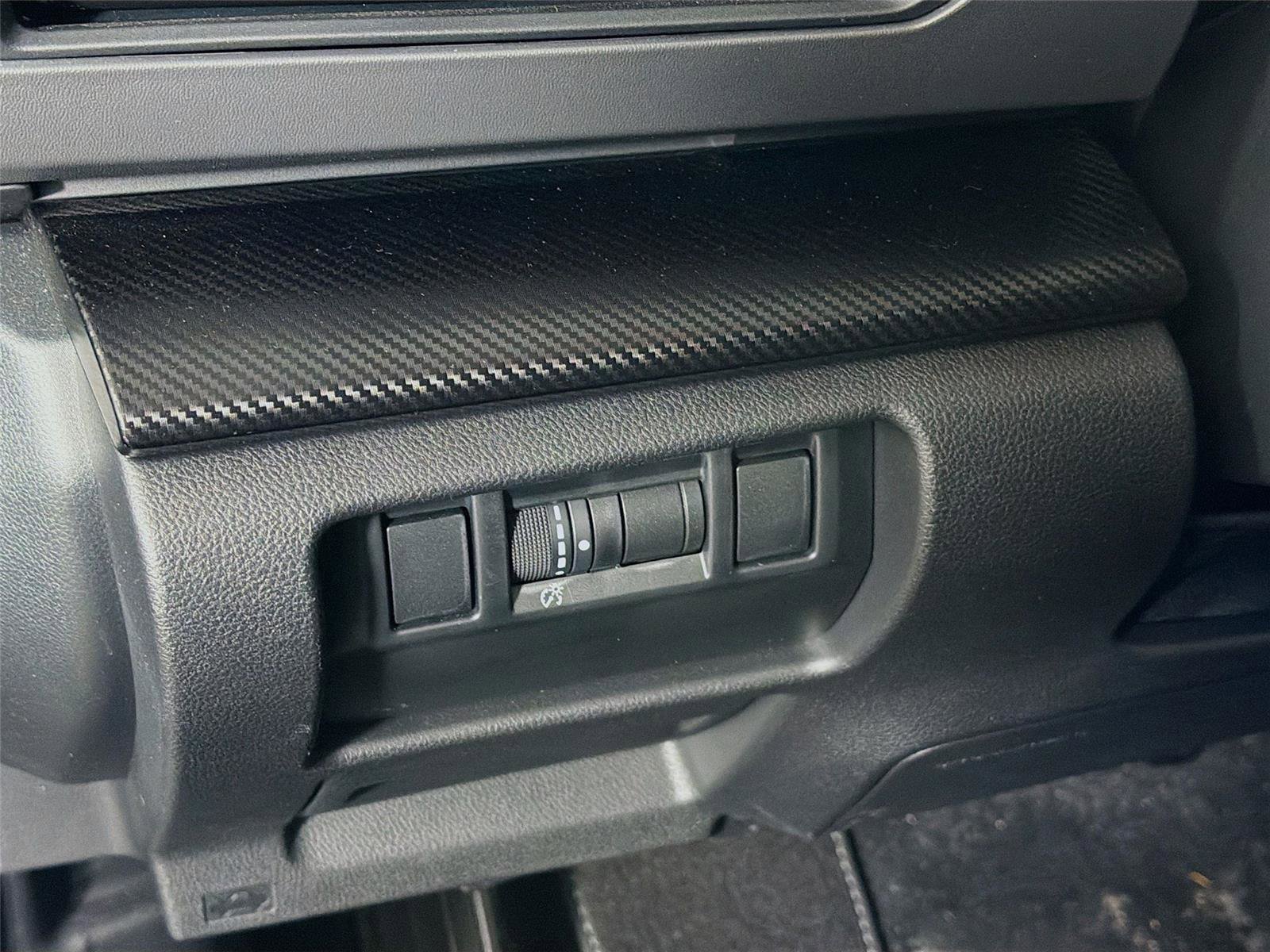 Used 2024 Subaru Crosstrek 2.0i Premium w/ Crosstrek Mirror Package AWD/4WD image 10