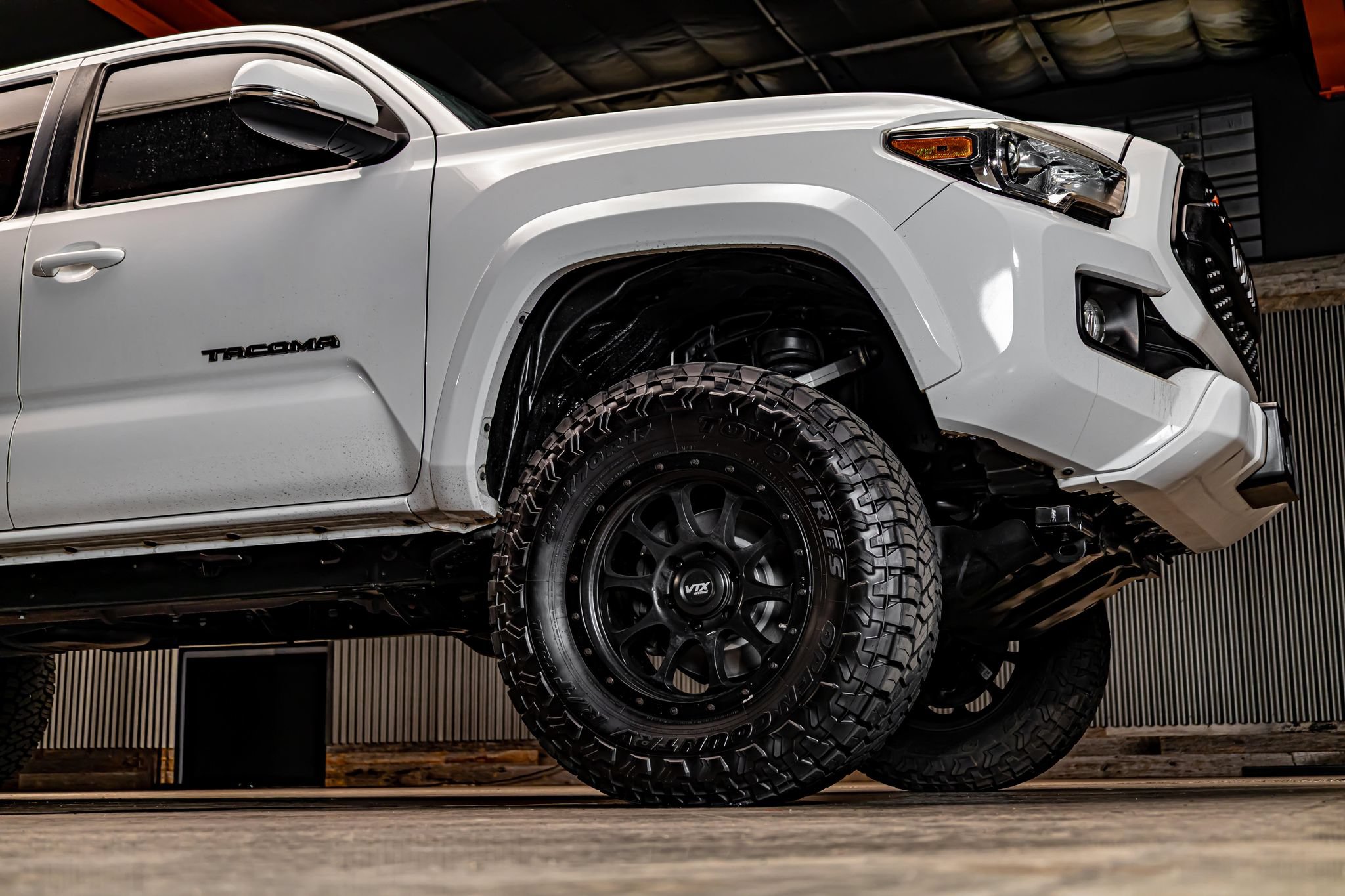 Used 2019 Toyota Tacoma TRD Sport AWD/4WD image 11