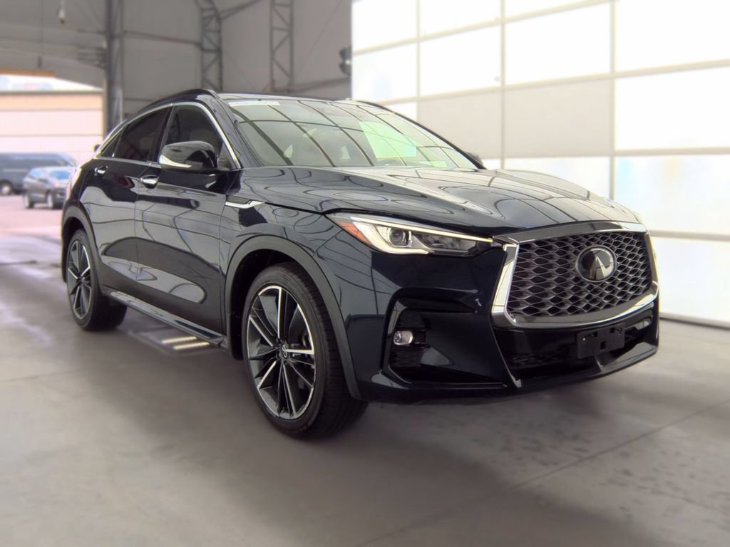 Certified 2023 INFINITI QX55 Luxe w/ Cargo Package AWD/4WD image 3