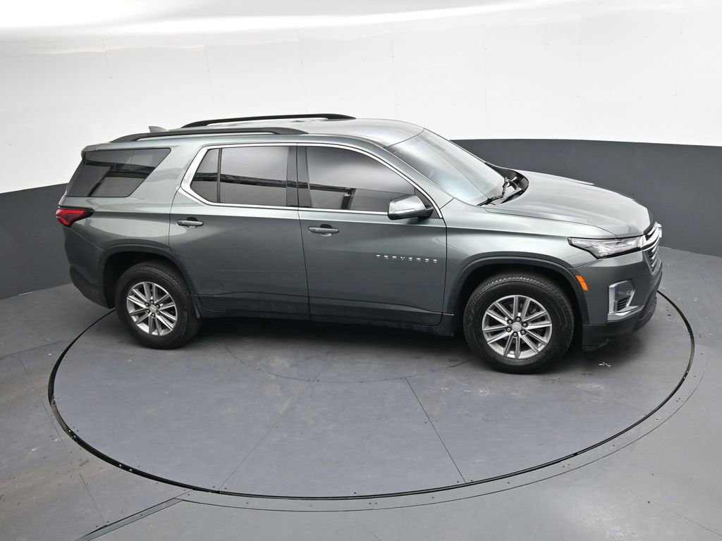 Used 2022 Chevrolet Traverse LT image 12