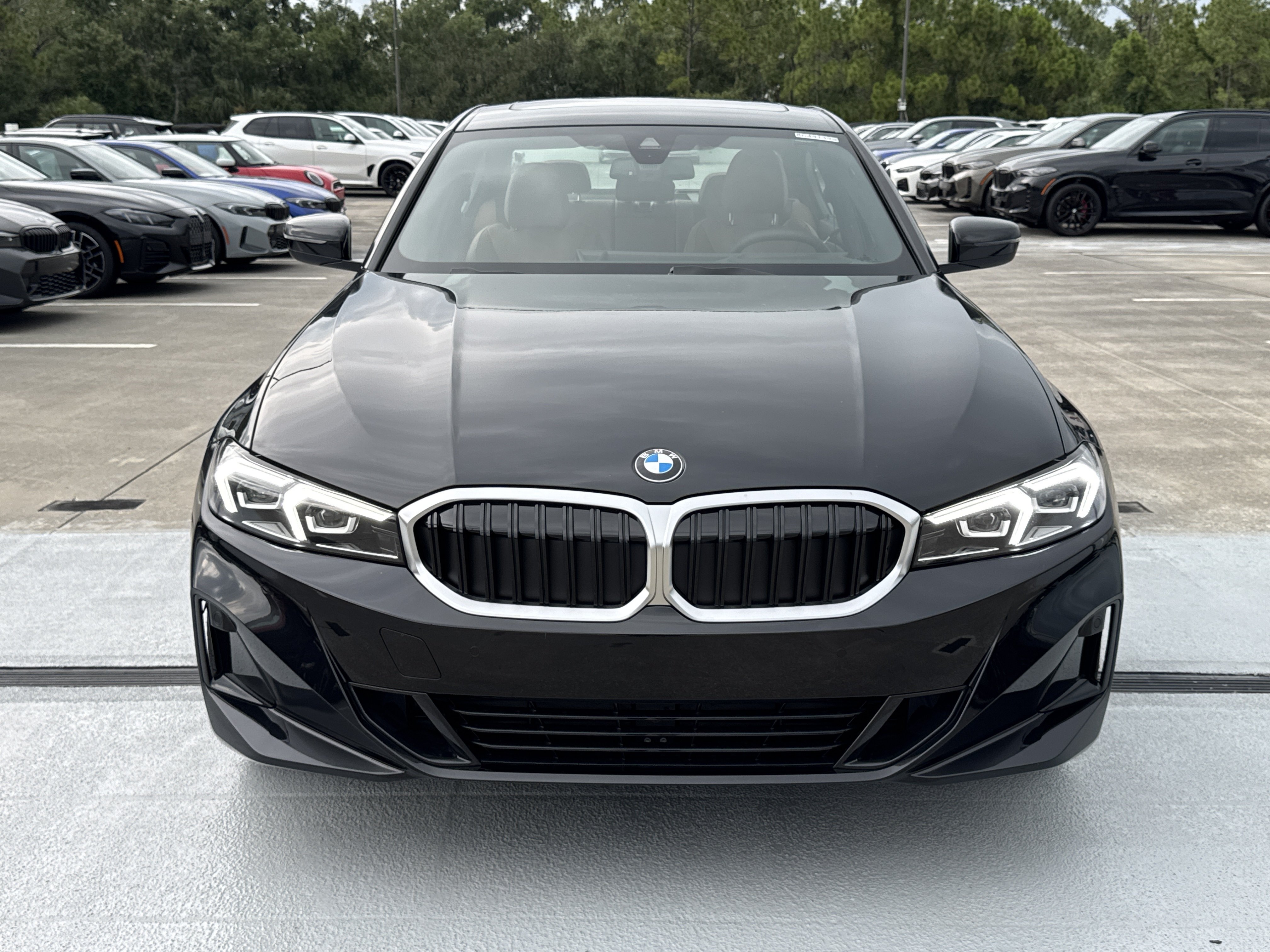 New 2026 BMW 330i Sedan w/ Premium Package RWD image 2