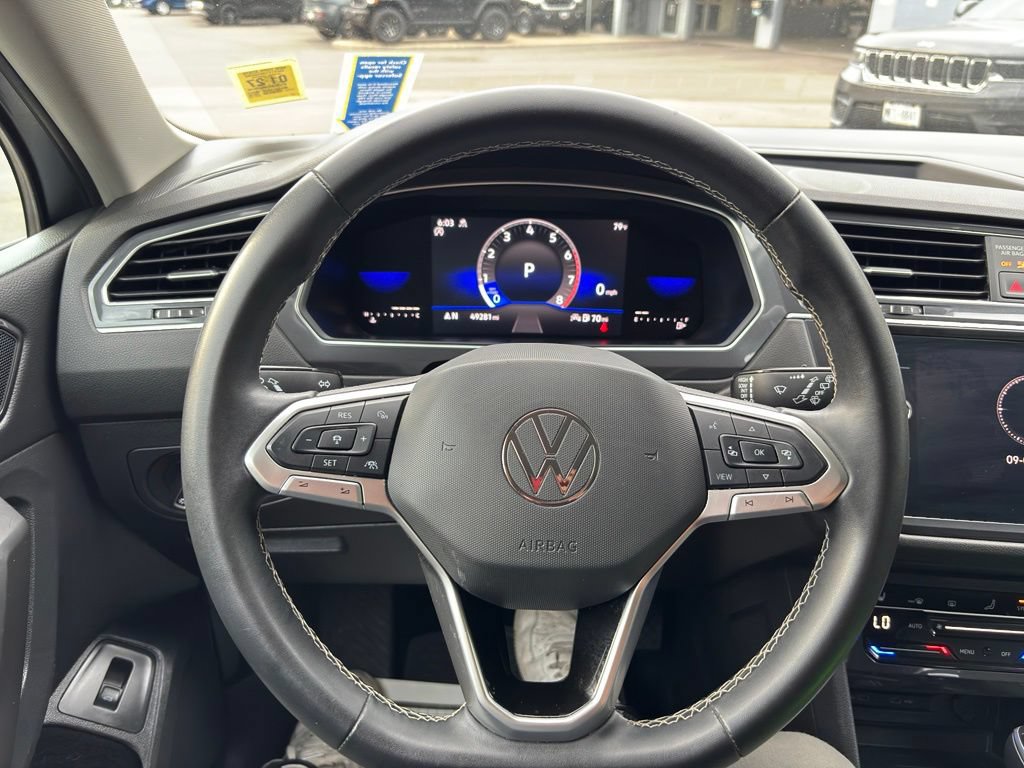 Used 2022 Volkswagen Tiguan SE AWD/4WD image 26