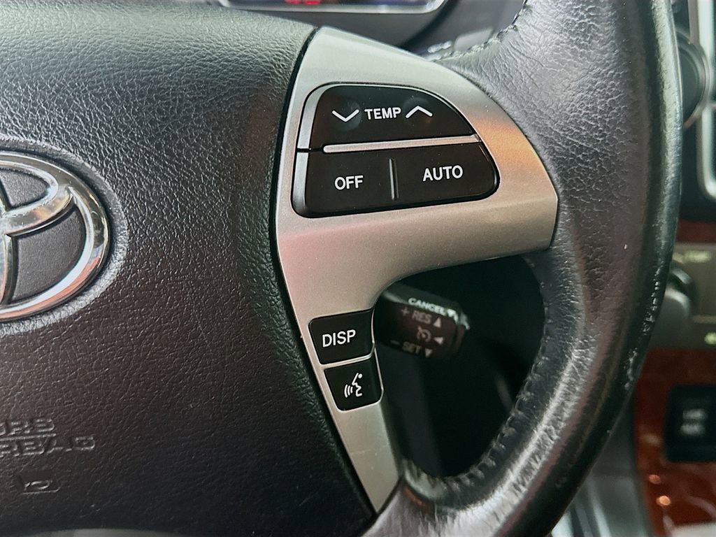 Used 2013 Toyota Highlander Limited image 27