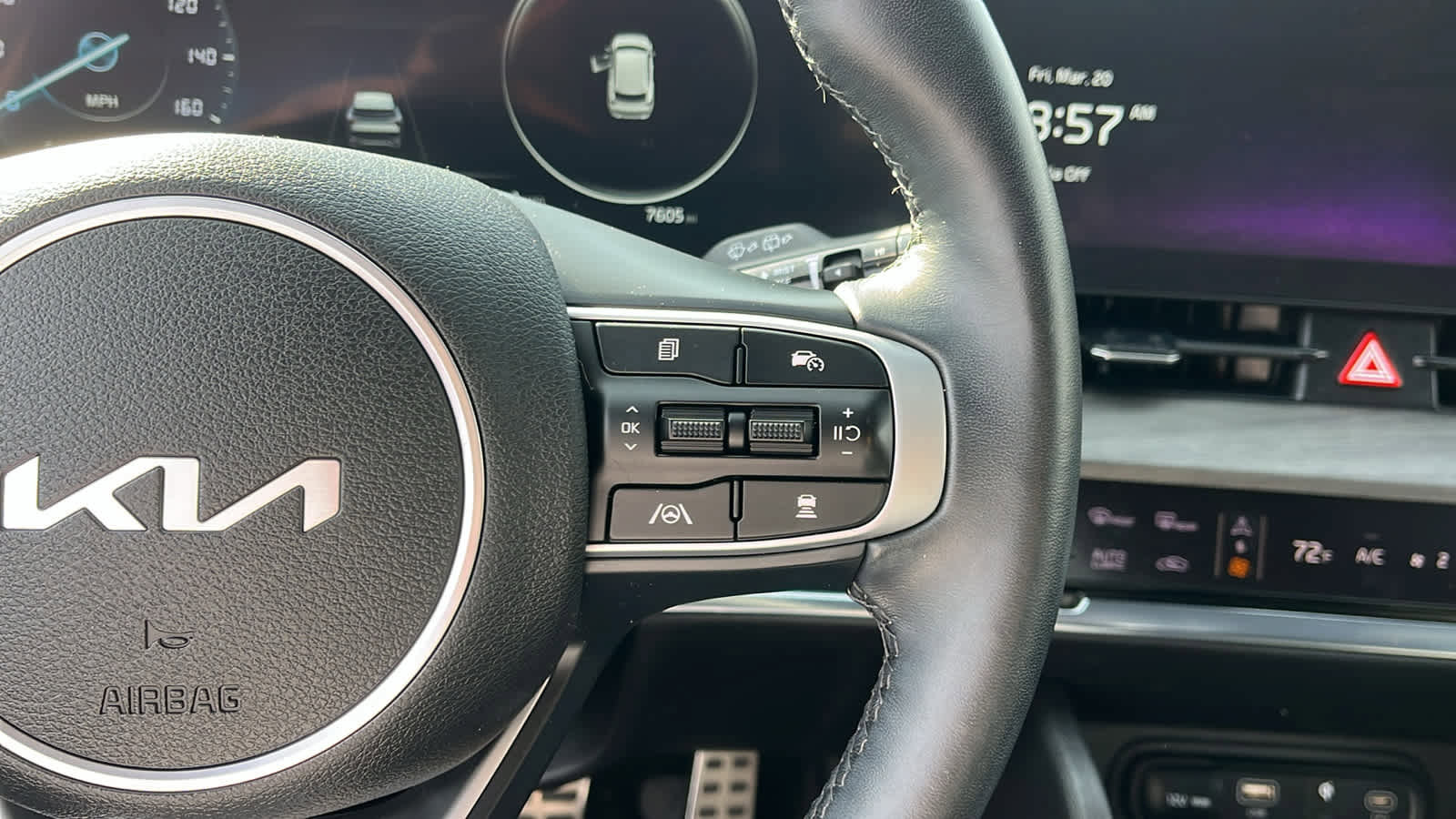 Used 2024 Kia Sportage X-Pro image 13