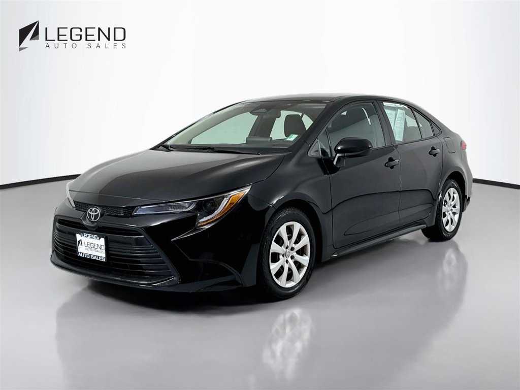 Used 2025 Toyota Corolla LE