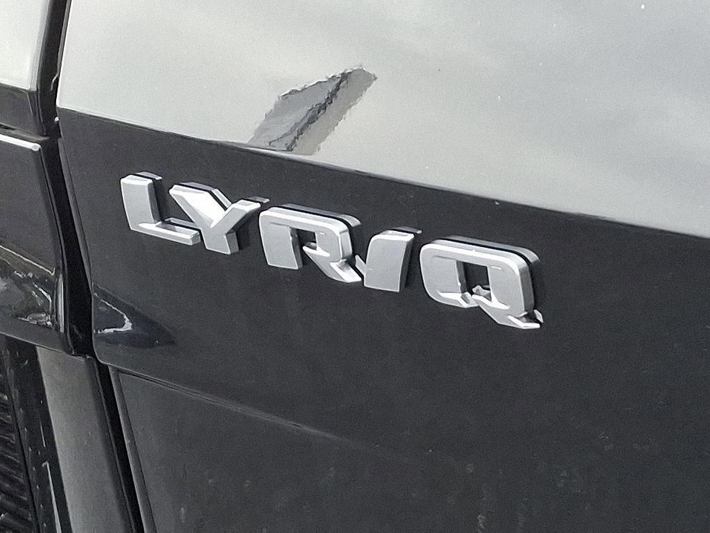 New 2025 Cadillac Lyriq Luxury image 11