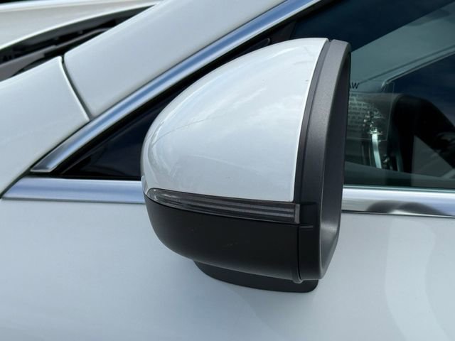 Certified 2025 Mercedes-Benz CLA 250 4MATIC image 36