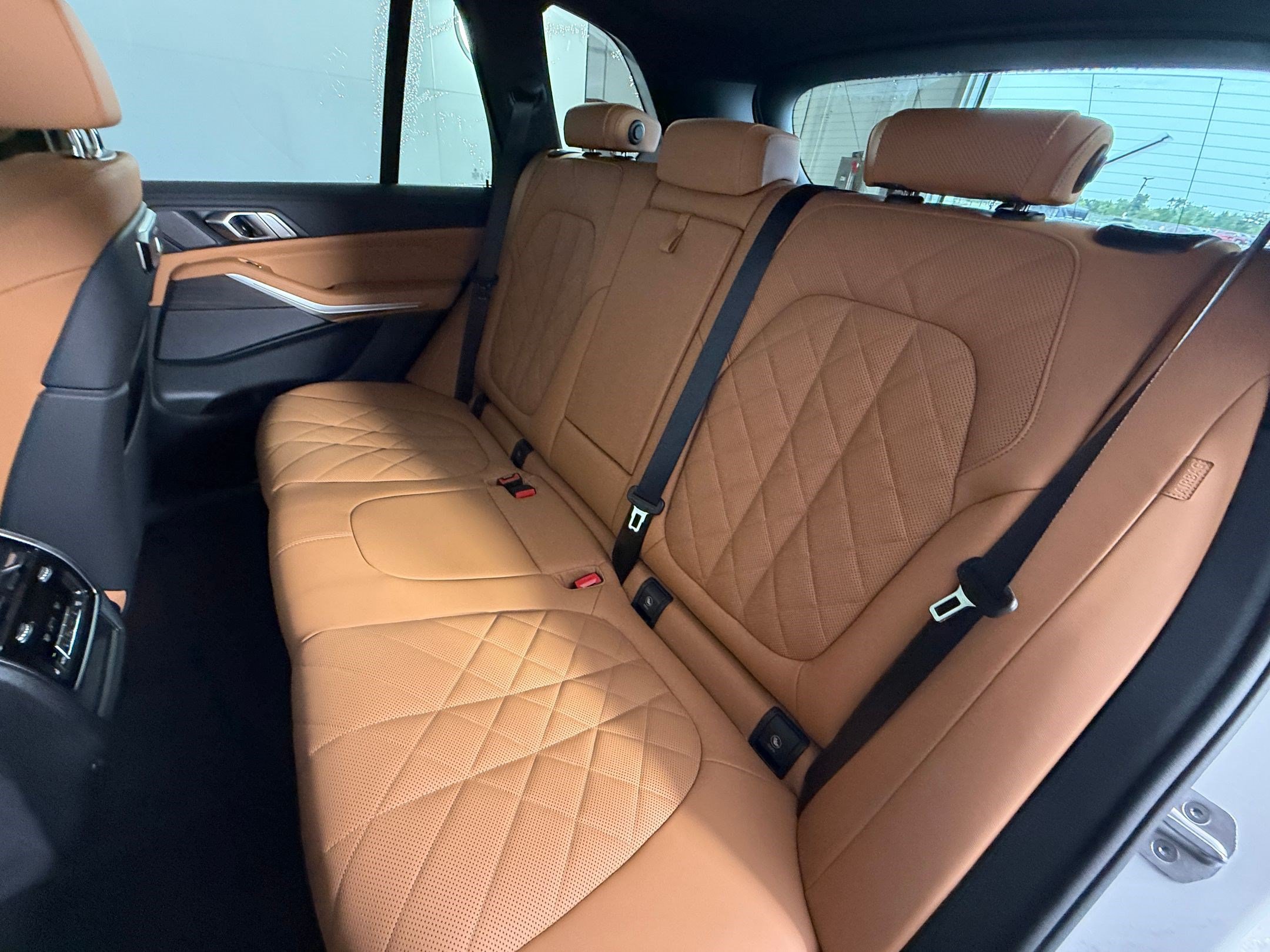 Certified 2026 BMW X5 sDrive40i w/ Climate Comfort Package RWD image 29