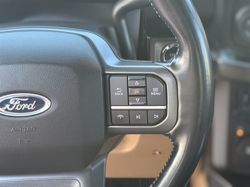 Used 2023 Ford F350 Lariat w/ Lariat Ultimate Package AWD/4WD image 17