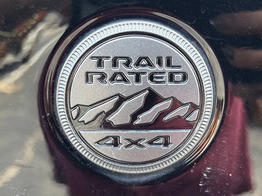 Used 2022 Jeep Gladiator Sport AWD/4WD image 8