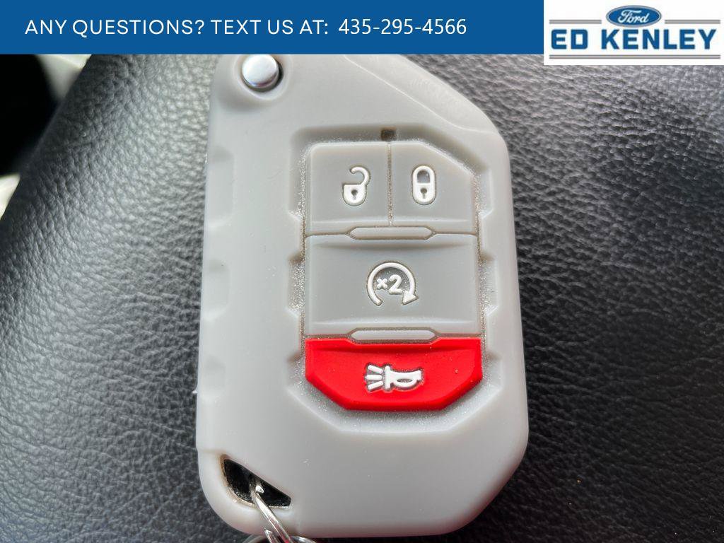 Used 2024 Jeep Wrangler Unlimited Sport AWD/4WD image 13