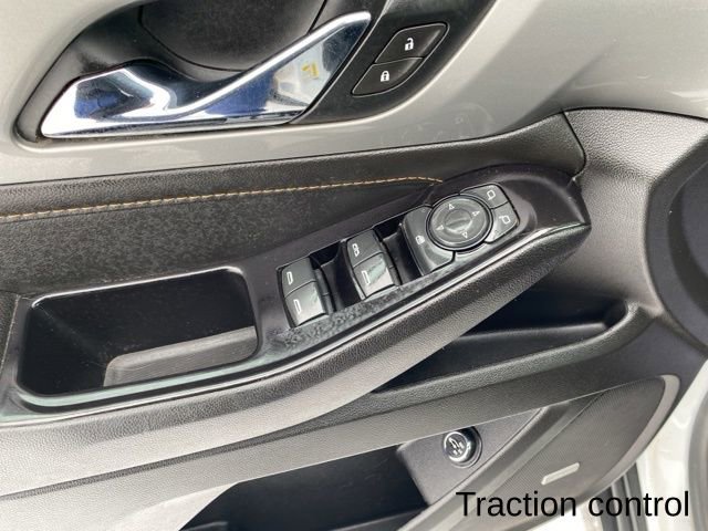 Used 2020 Chevrolet Traverse RS image 24