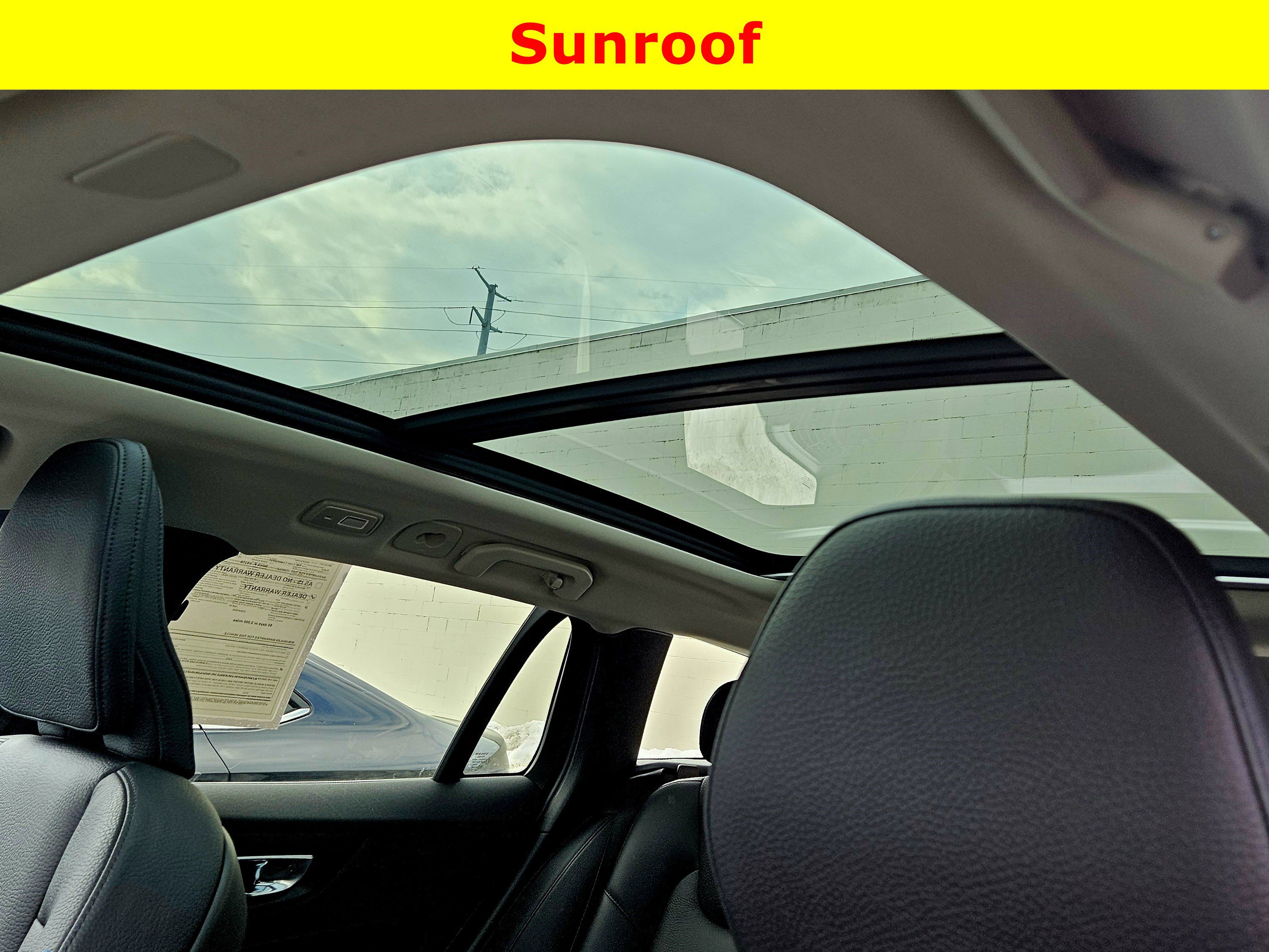 Used 2024 Volvo V60 B5 Cross Country Plus image 26