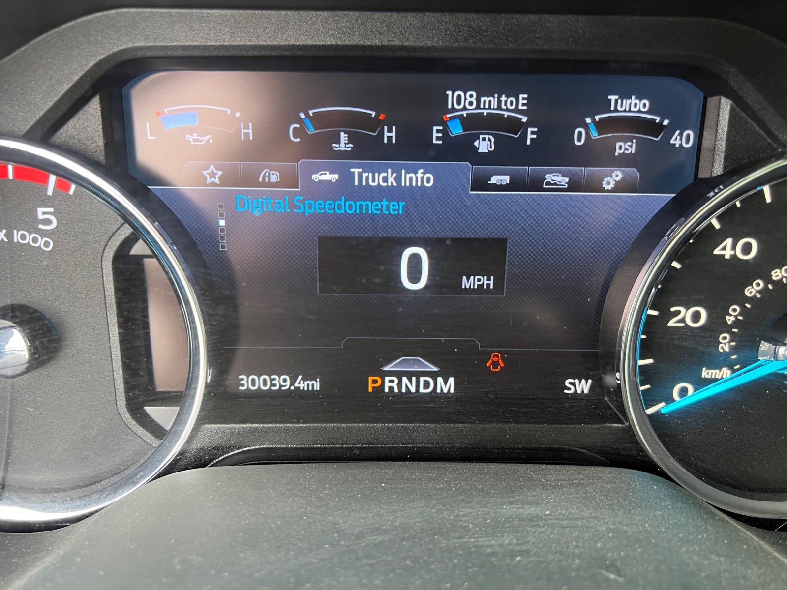 Certified 2021 Ford F350 Platinum w/ FX4 Off-Road Package AWD/4WD image 14