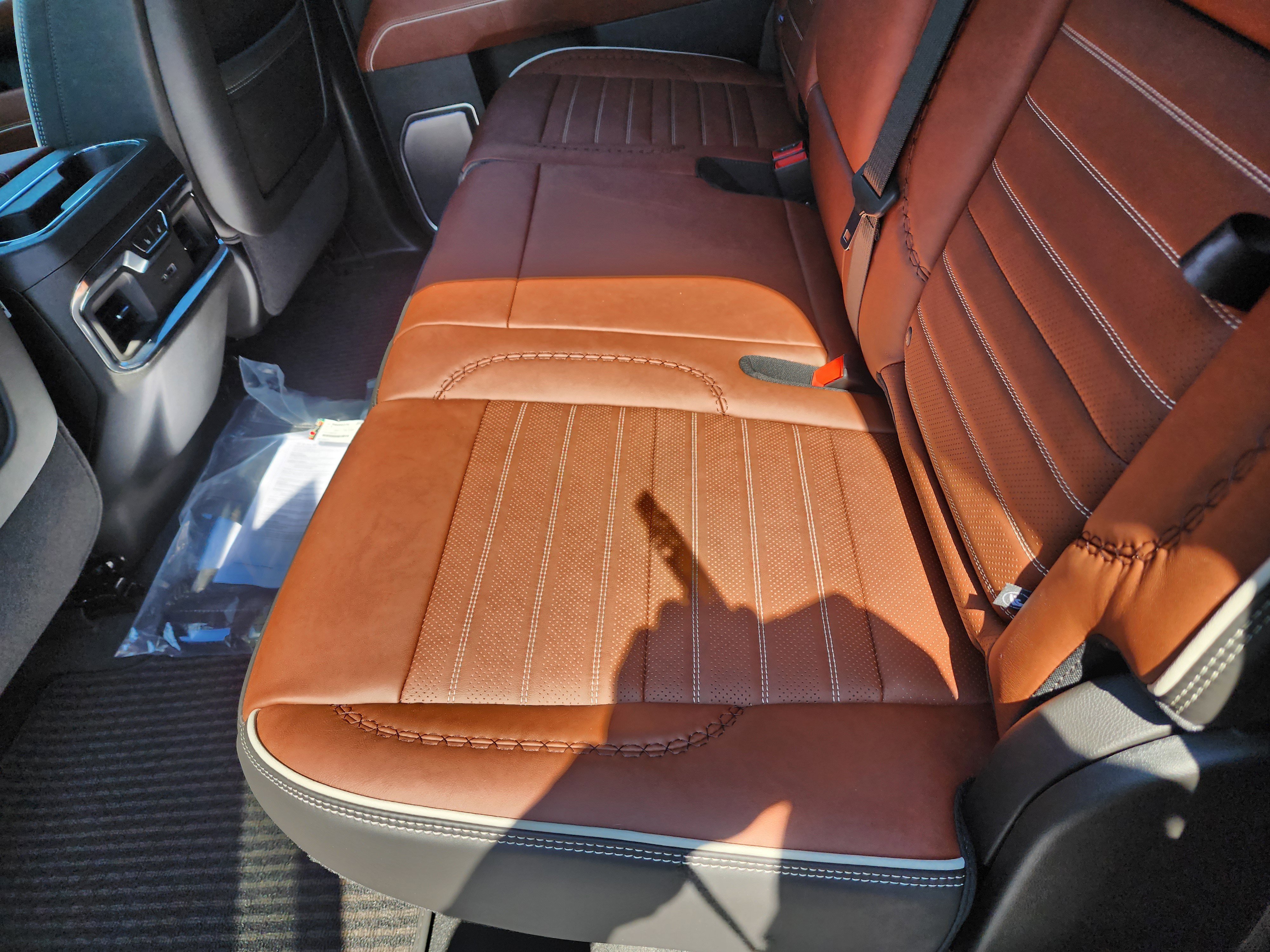 Used 2025 GMC Sierra 3500 Denali Ultimate image 14