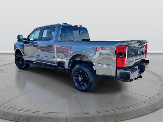 Used 2024 Ford F250 XL w/ STX Appearance Package AWD/4WD image 8